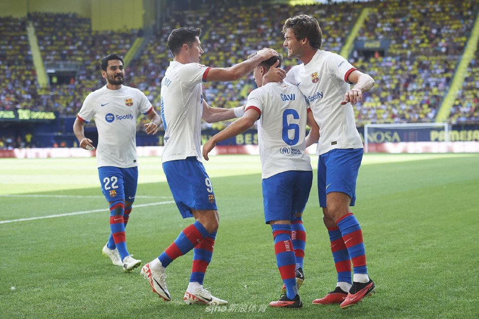 以及对球员 以及对球员